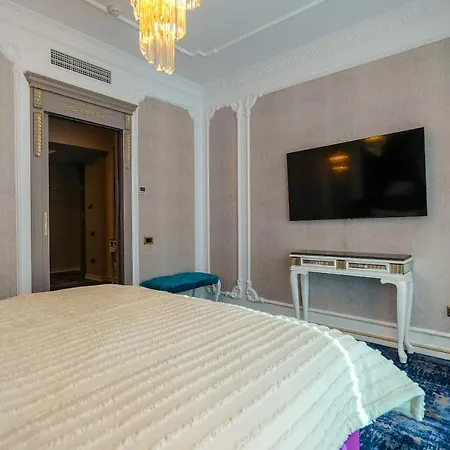 W Regal Boutique Hotel&spa 4*