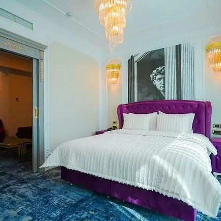 W Regal Boutique Hotel&spa 4*