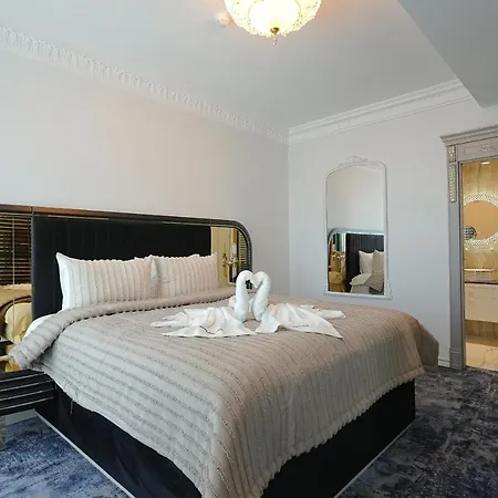 W Regal Boutique Hotel&spa 4* 马马亚