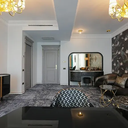 W Regal Boutique Hotel&spa 酒店 4*