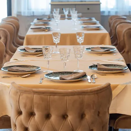 W Regal Boutique Hotel&spa