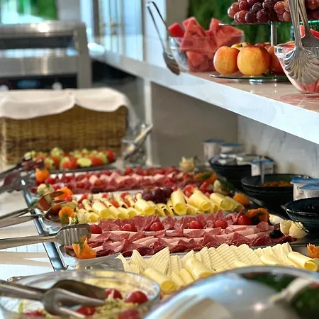 W Regal Boutique Hotel&spa Hotel 4*