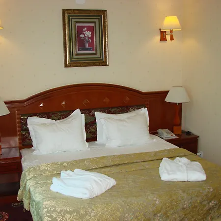 W Regal Boutique Hotel&spa 4* 马马亚