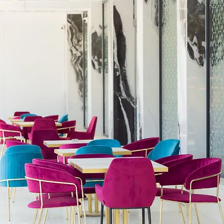 W Regal Boutique Hotel&spa