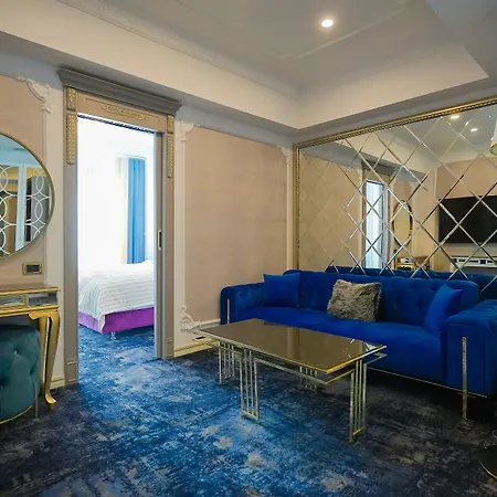 W Regal Boutique Hotel&spa